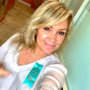 Meet your Posher, Elaine